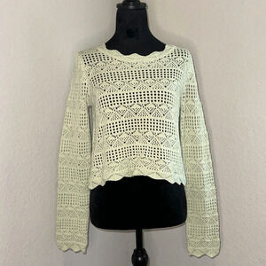 Freshman Crochet Top Women's Medium Light Green Long Sleeve Cropped Boho Casual